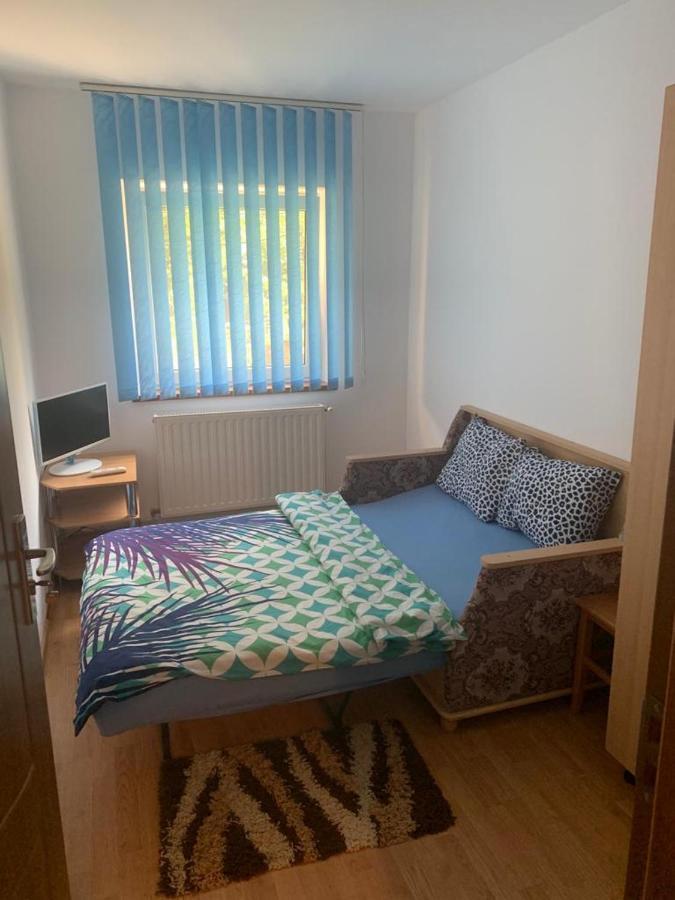 Apartament 3 camere Zărnești Brasov Cameră foto